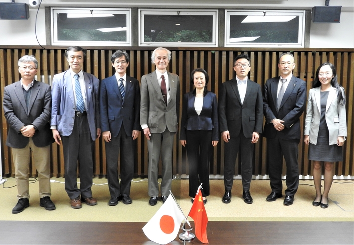 Embassy of the People's Republic of China in Japan's delegation visits Tokyo Tech