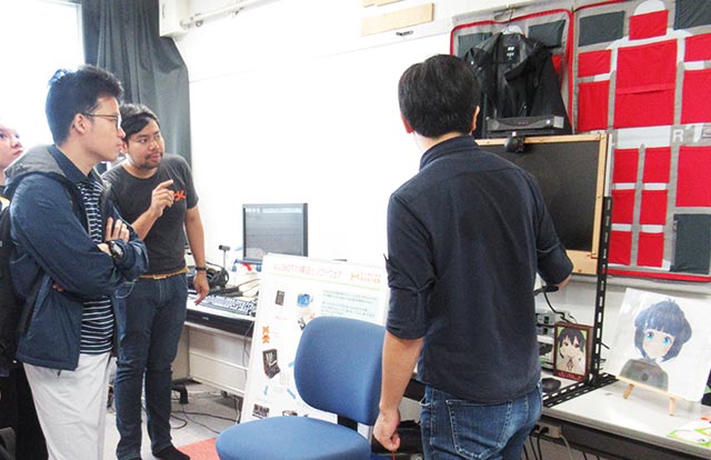 TAIST students visit Hasegawa Lab at the Institute of Innovative Research