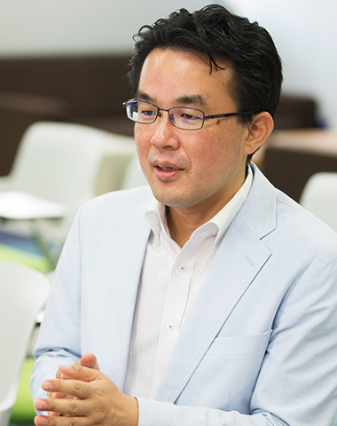 Professor Shinya Hanaoka